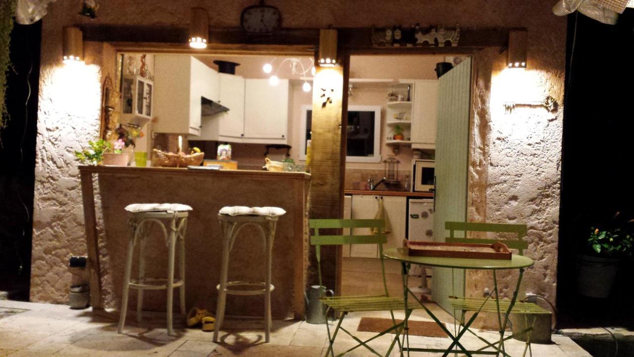 Le Jardin Des Selves Bed and Breakfast Draguignan Eksteriør billede