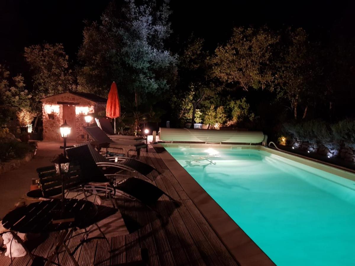 Le Jardin Des Selves Bed and Breakfast Draguignan Eksteriør billede